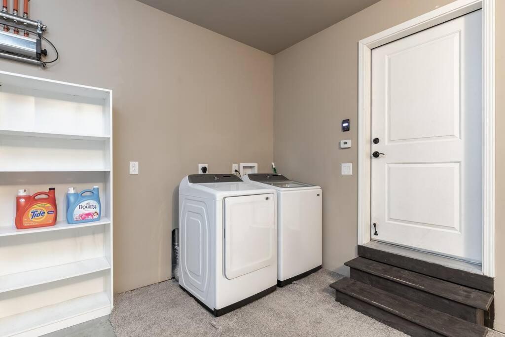 페어뱅크스 Birch Hill Retreat Great Location2+Garage+Aurora 빌라 외부 사진