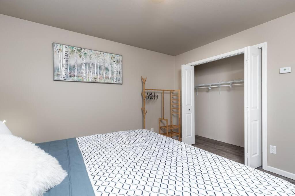 페어뱅크스 Birch Hill Retreat Great Location2+Garage+Aurora 빌라 외부 사진