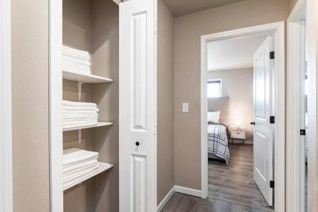 페어뱅크스 Birch Hill Retreat Great Location2+Garage+Aurora 빌라 외부 사진